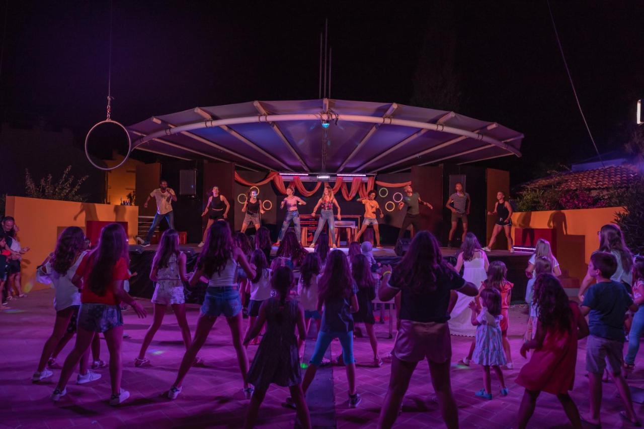 קבאנס דה טאבירה Golden Club Cabanas מראה חיצוני תמונה